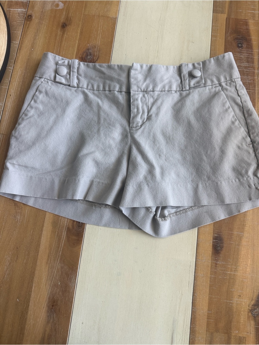 Banana Republic Light Gray Cargo-Style Women's Shorts